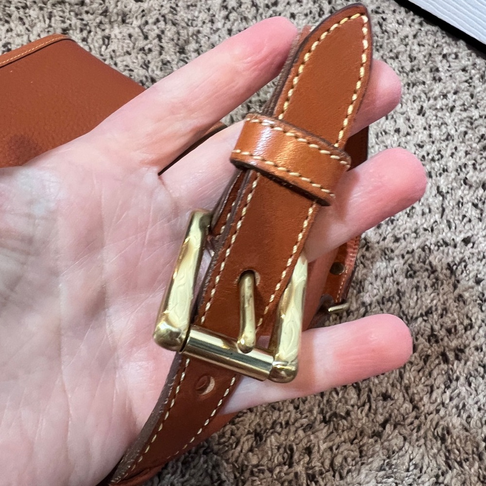 Vintage Tan Leather crossbody Bag - Picture 6 of 6